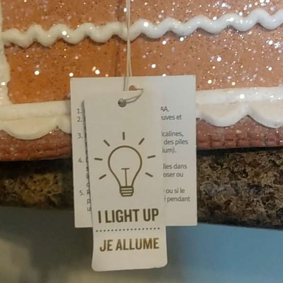 Large Lighted Gingerbread House - Picture 6 of 6